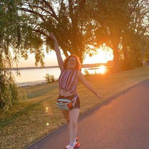 Meet your Posher, Ashley